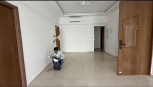 Bathroom in 5 BHK Apartment at Sector 10a – for Rent