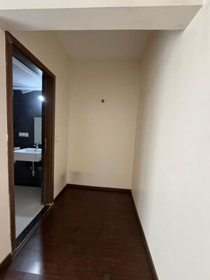 Room in 2 BHK Apartment at Ganga Legend, Bavdhan – for Rent