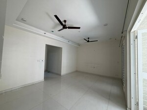 Room in 2 BHK Apartment at Ganga Legend, Bavdhan – for Rent