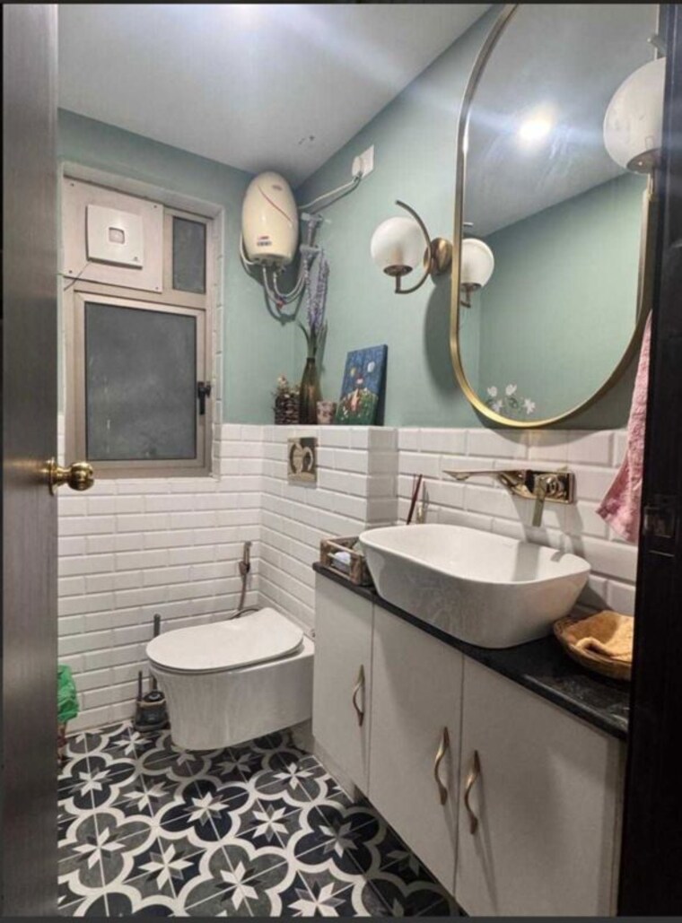 Bathroom, tata-raheja-raisina-residency 3 Bedroom 2975 Sq.Ft. Apartment In Sector 59 Gurgaon 10354904