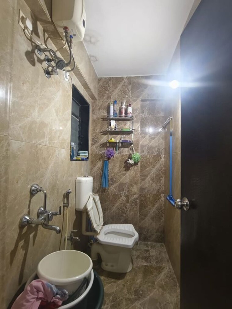 Bathroom, puranik-city-reserva 1 Bedroom 300 Sq.Ft. Apartment In Ghodbunder Road Thane 10354913