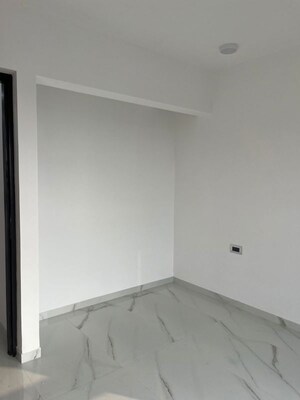  2 BHK Apartment at Nahar Amaryllis Towers and Plaza, Chandivali – for Rent