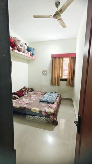 Bedroom in 2 BHK Builder Floor at Ramamurthy Nagar – for Rent