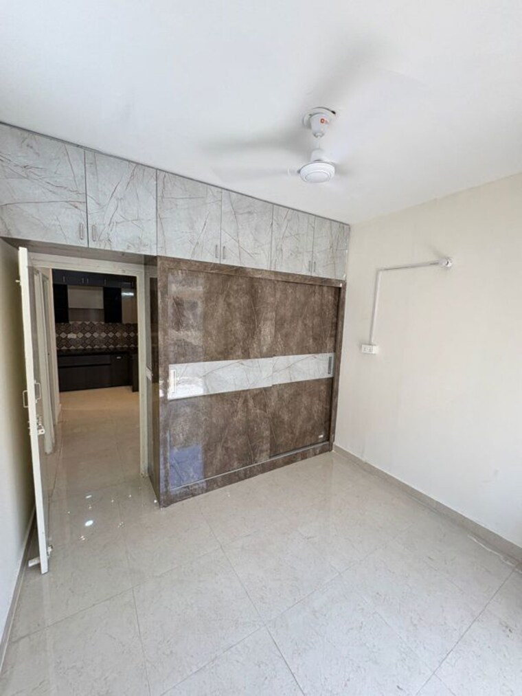 Room, signature-the-millennia-3 2 Bedroom 1000 Sq.Ft. Apartment In Sector 37d Gurgaon 10354919