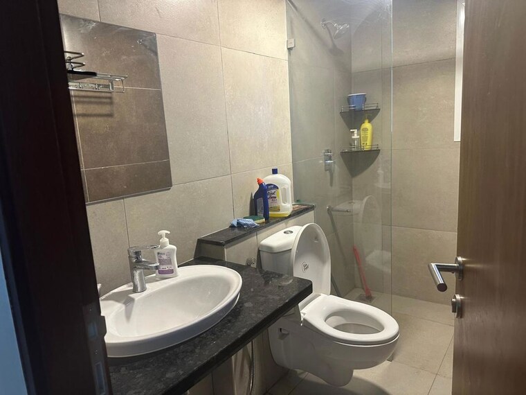 Bathroom, nambiar-belleza 4 Bedroom 4500 Sq.Ft. Villa In Sarjapur Bangalore 10354886