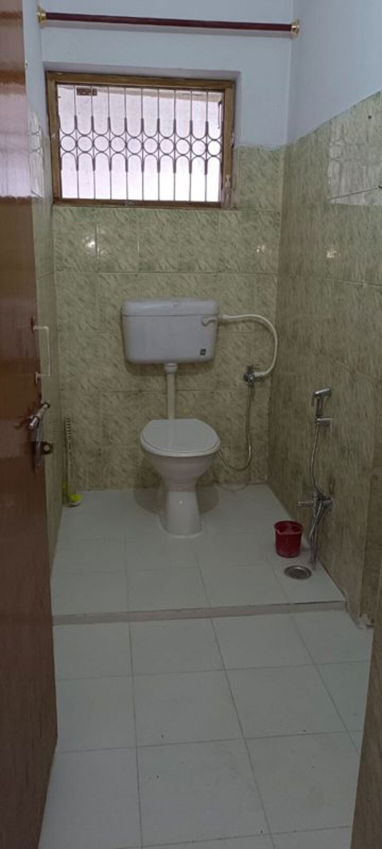 Bathroom, indira nagar 2 Bedroom 900 Sq.Ft. Builder Floor In Indira Nagar Lucknow 10354958