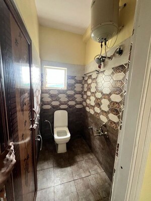 Bathroom in 2 BHK Builder Floor at Akshya Nagar – for Rent