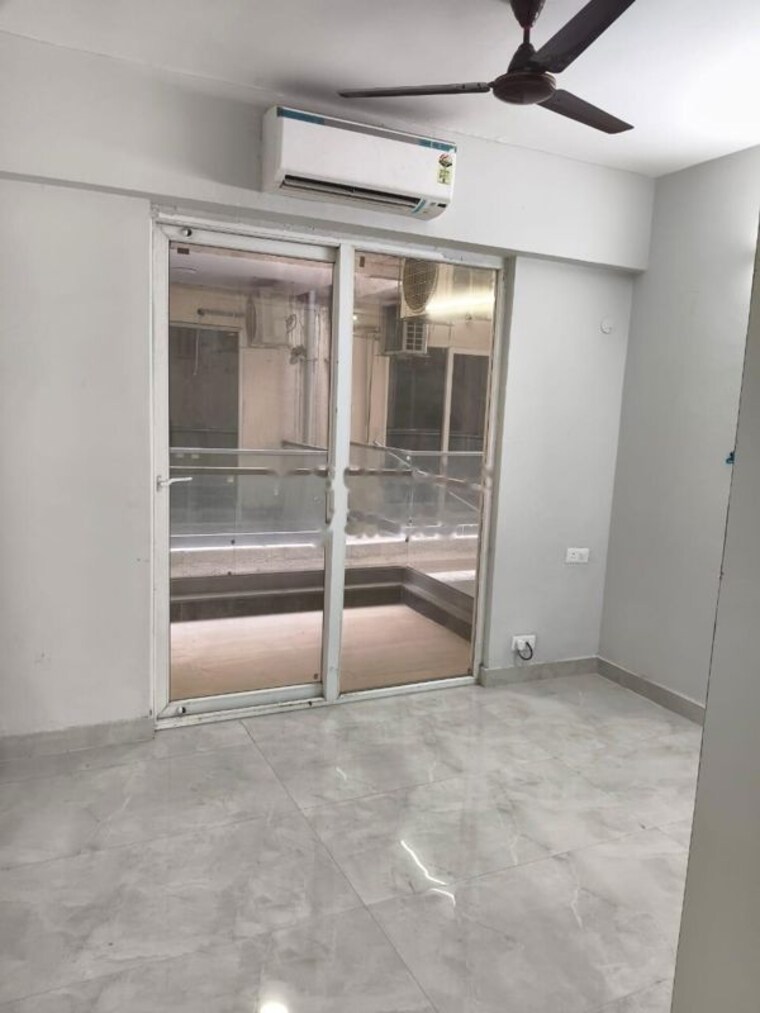 Room, signature-global-city 2 Bedroom 1160 Sq.Ft. Apartment In Sector 37d Gurgaon 10354988