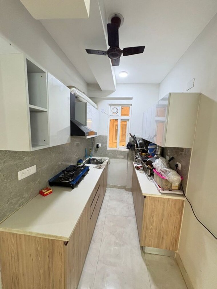 Team Area, signature-global-city 3 Bedroom 1250 Sq.Ft. Apartment In Sector 37d Gurgaon 10354946