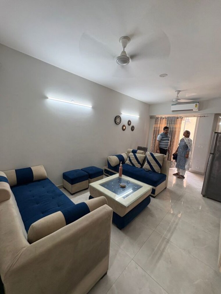 Living Room, signature-global-city 3 Bedroom 1250 Sq.Ft. Apartment In Sector 37d Gurgaon 10354946