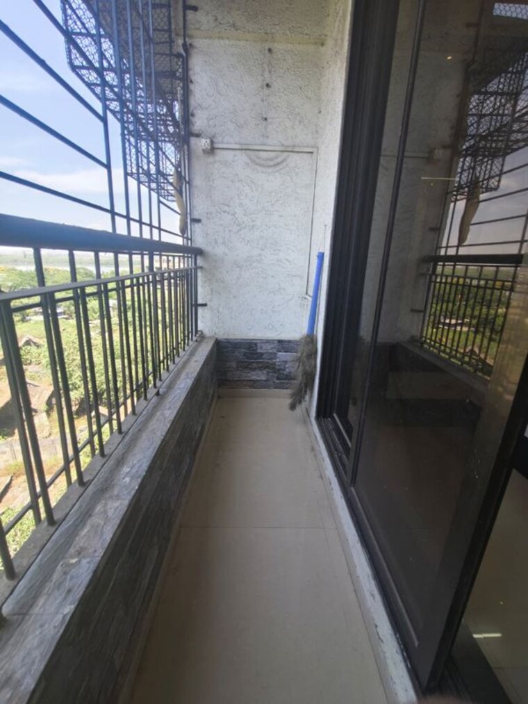 Balcony, sanghvi-valley 1 Bedroom 440 Sq.Ft. Apartment In Kalwa Thane 10354999