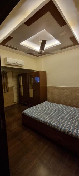 Bedroom in  Pg at Anand Milan Society, Santacruz West – for Rent