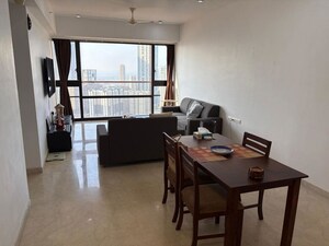 Team Area in 3 BHK Apartment at Lodha The Park, Worli – for Rent