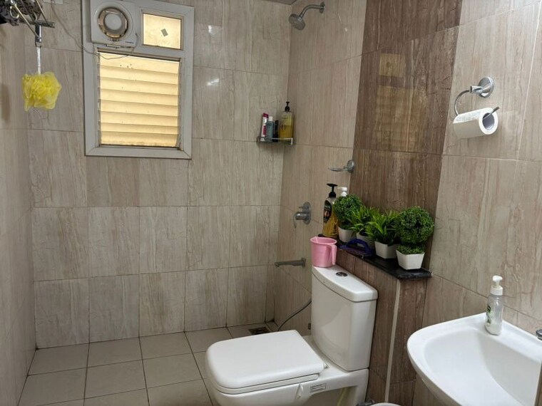 Bathroom, mantri-webcity 2.5 Bedroom 1500 Sq.Ft. Apartment In Hennur Bangalore 10355128