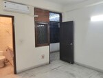 2 BHK 1050 Sq.Ft. Apartment in Rwa Jalvayu Vihar Noida