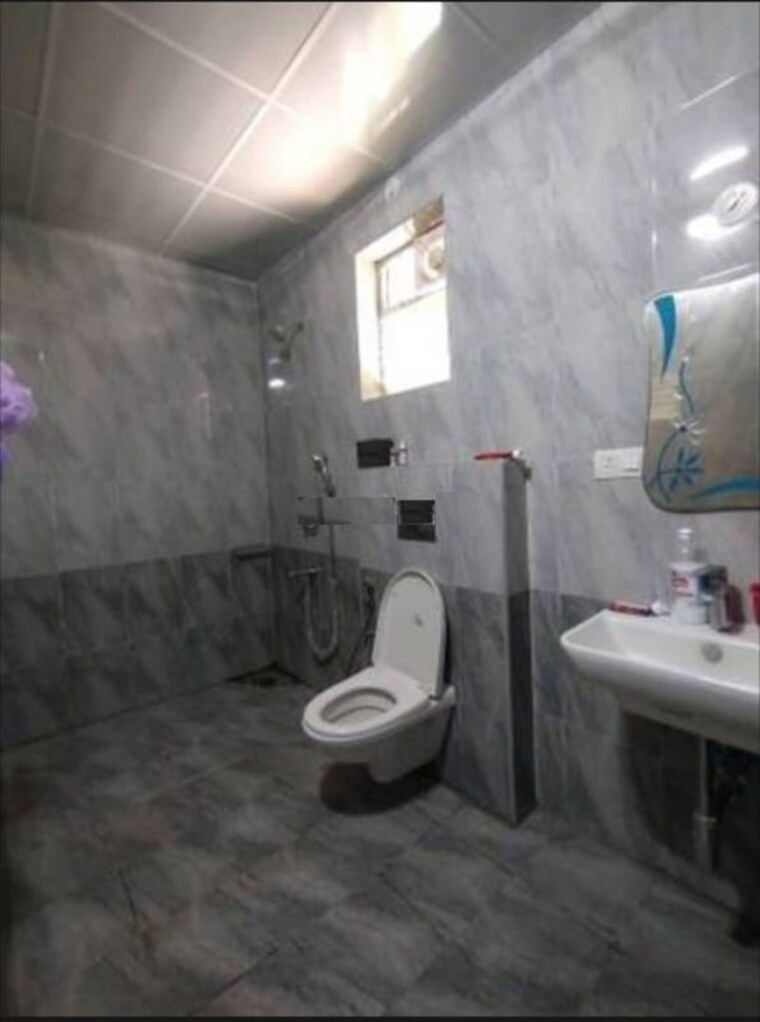 Bathroom, whitestone-rosario 4 Bedroom 3060 Sq.Ft. Villa In Whitefield Bangalore 10355151