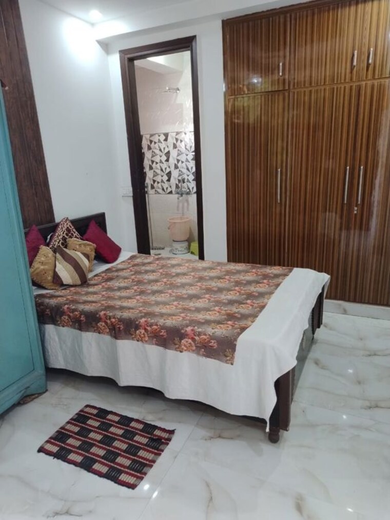 Bedroom, chattarpur 2 Bedroom 125 Sq.Yd. Builder Floor In Chattarpur Delhi 10355157