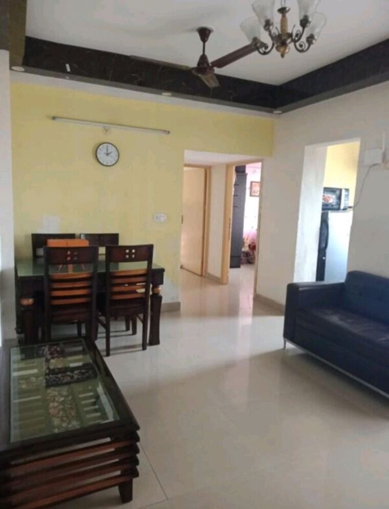 Living Room, nimbus-express-park-view-ii 2 Bedroom 984 Sq.Ft. Apartment In Chi V Greater Noida Greater Noida 10355175