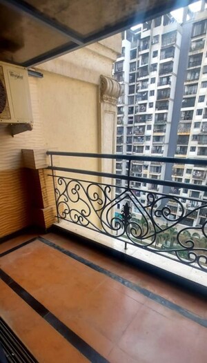 Balcony in 2 BHK Apartment at Tharwani Rosewood Heights, Kharghar Sector 10 – for Sale