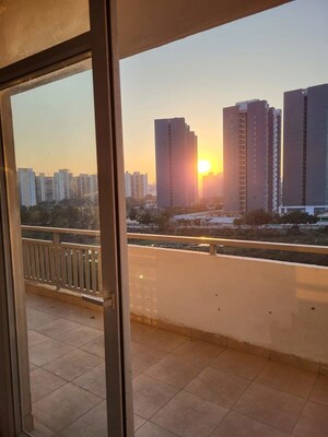 Kitchen in 4 BHK Apartment at SS The Leaf, Sector 85 – for Rent