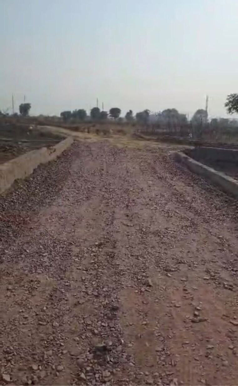 undefined, saini  93 Sq.Yd. Plot In Saini Greater Noida 10355251