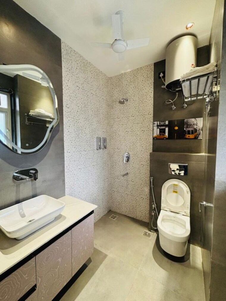 Bathroom, medi city 1 Bedroom 739 Sq.Ft. Builder Floor In Medi City Gurgaon 10355312