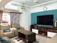 5 BHK + Servant Room,Store Room Apartment For Sale in Seawoods