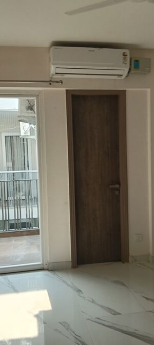 Building Lobby in 2.5 BHK Apartment at Smart World Gems, Sector 89 – for Rent