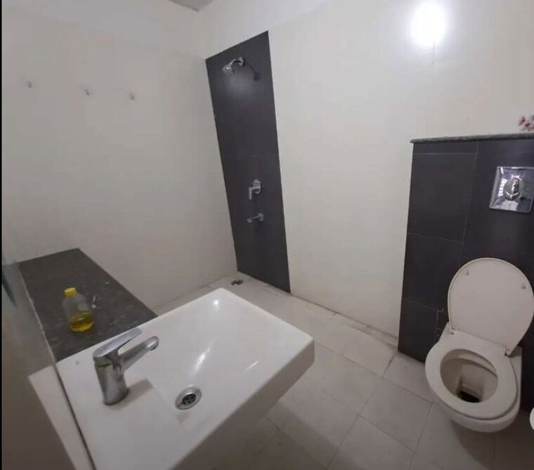 undefined, butler colony 3 Bedroom 1800 Sq.Ft. Apartment In Butler Colony Lucknow 10355334