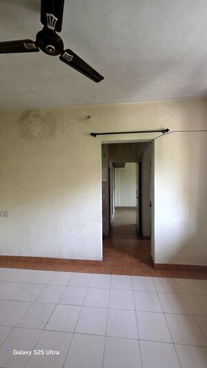 Room in 1 BHK Apartment at Subhash Nagar – for Rent