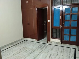 Room in 2 BHK Builder Floor at RWA Apartments Sector 47, Sector 47 – for Rent