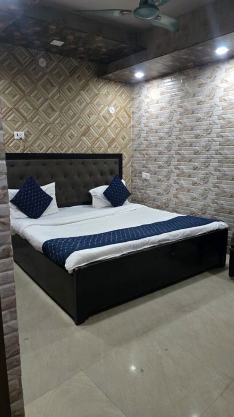 Bedroom, gomti nagar 6+ Bedroom 4000 Sq.Ft. Villa In Gomti Nagar Lucknow 10355367