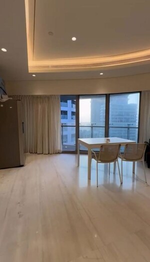 Room in 5 BHK Apartment at Lodha World View, Worli – for Rent