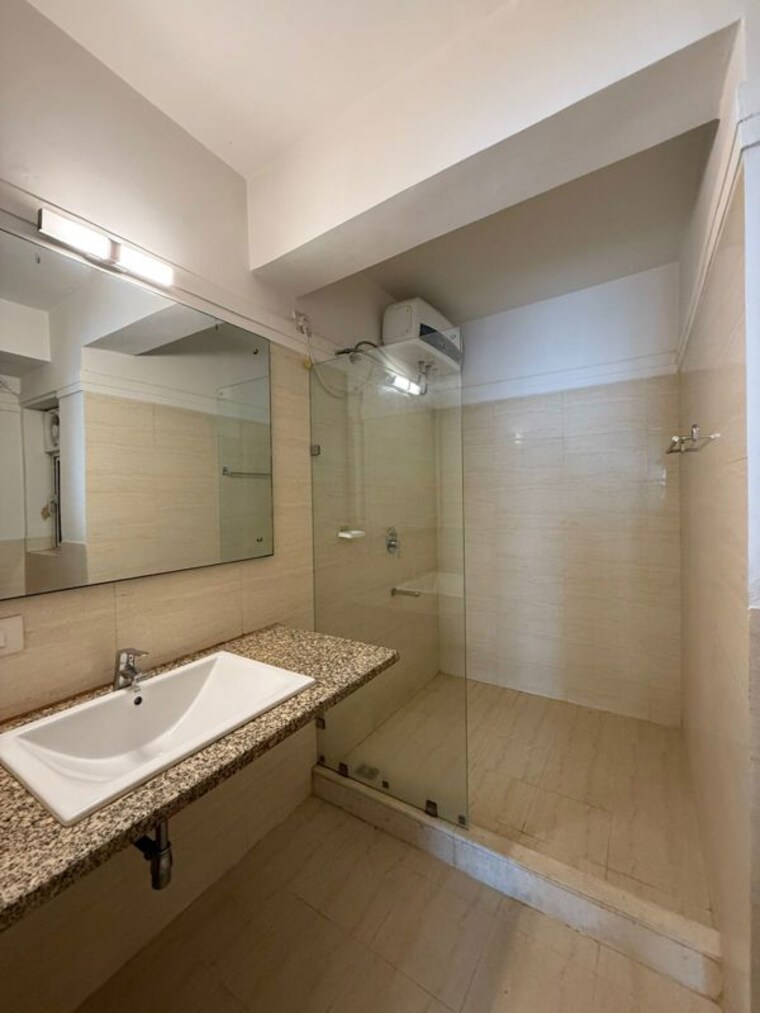 Kitchen, dlf-new-town-heights-ii 3 Bedroom 1760 Sq.Ft. Apartment In Sector 86 Gurgaon 10355363