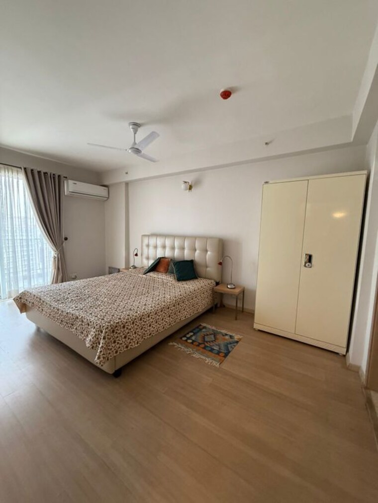 Bedroom, dlf-new-town-heights-ii 3 Bedroom 1760 Sq.Ft. Apartment In Sector 86 Gurgaon 10355363