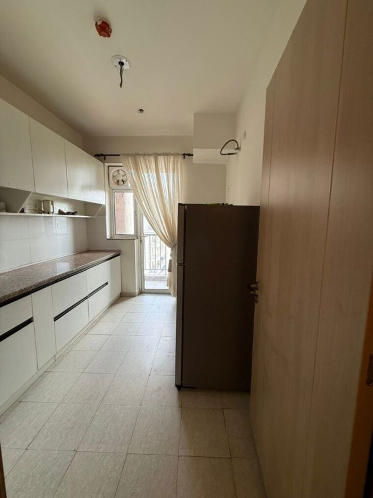 Kitchen, dlf-new-town-heights-ii 3 Bedroom 1760 Sq.Ft. Apartment In Sector 86 Gurgaon 10355363