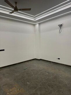 3 BHK + Extra Room Builder Floor For Rent in Rajouri Garden