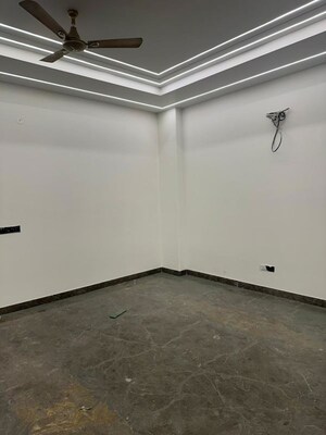 3 BHK Builder Floor For Rent in Rajouri Garden