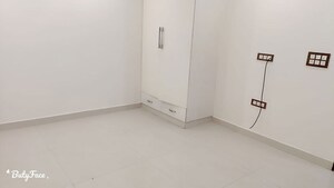 Room in 2 BHK Apartment at M3M Heights, Sector 65 – for Sale