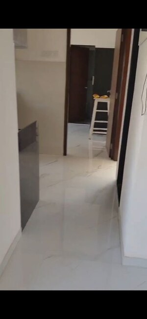 Room in 2 BHK Apartment at Level The Residences, Andheri West – for Rent