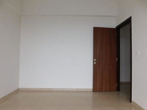 Room in 3 BHK Apartment at Piramal Mahalaxmi, Mahalaxmi – for Rent