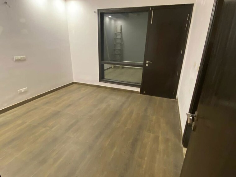 Room, rajouri garden 3 Bedroom 200 Sq.Yd. Builder Floor In Rajouri Garden Delhi 10355452