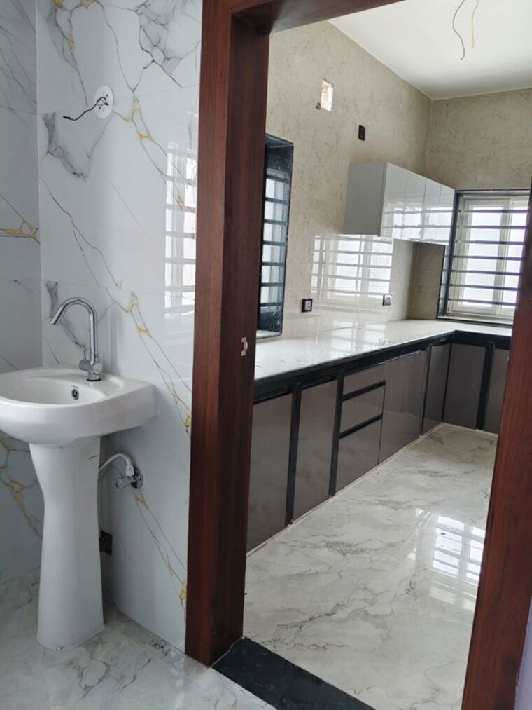 Bathroom, kamre 2 Bedroom 1050 Sq.Ft. Apartment In Kamre Ranchi 10355458