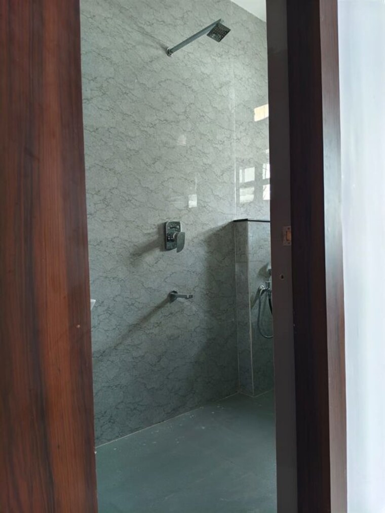 Bathroom, kamre 2 Bedroom 1050 Sq.Ft. Apartment In Kamre Ranchi 10355458