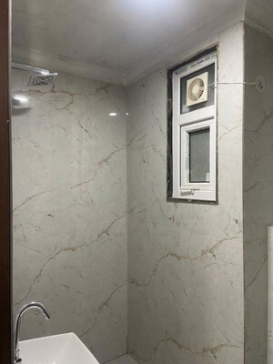 Room in 2 BHK Builder Floor at Saket – for Sale