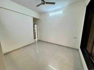 Room in 3 BHK Apartment at Rohinton Guruprasad Divine Residency, Chembur – for Rent