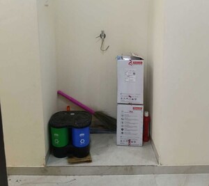 Furnished Amenities in 3 BHK Apartment at Rohinton Guruprasad Divine Residency, Chembur – for Rent