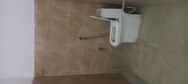 Bathroom, sector 16 3 Bedroom 2570 Sq.Ft. Independent House In Sector 16 Faridabad 10355493