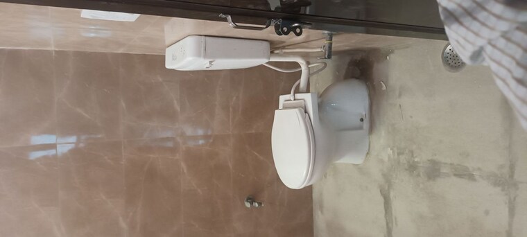 Bathroom, sector 16 3 Bedroom 2570 Sq.Ft. Independent House In Sector 16 Faridabad 10355493