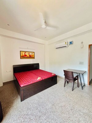Bedroom in 1 RK Builder Floor at Sector 42 – for Rent